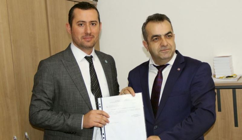 İzzet Köken ve yönetimi Ata’ya saygıyla göreve başladı