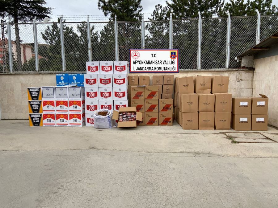 Kilolarca bandrolsüz tütün ele geçirildi