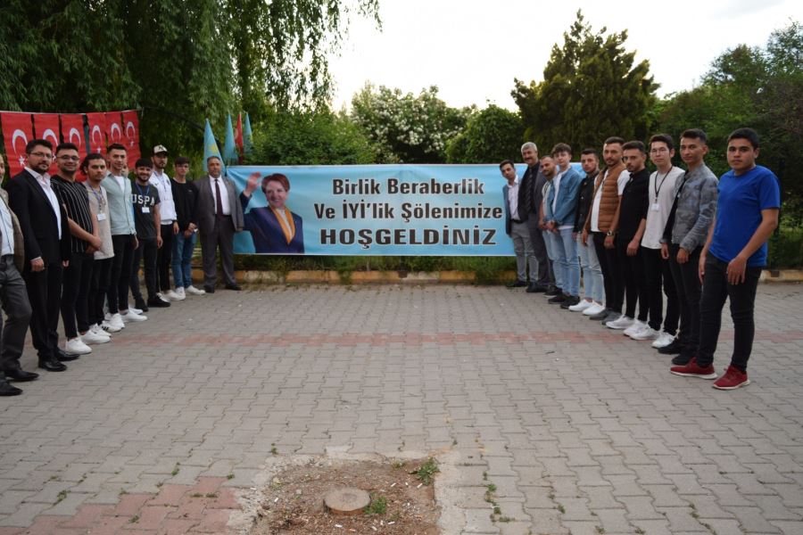 İyi Parti’ye Bolvadin’den 500 yeni üye