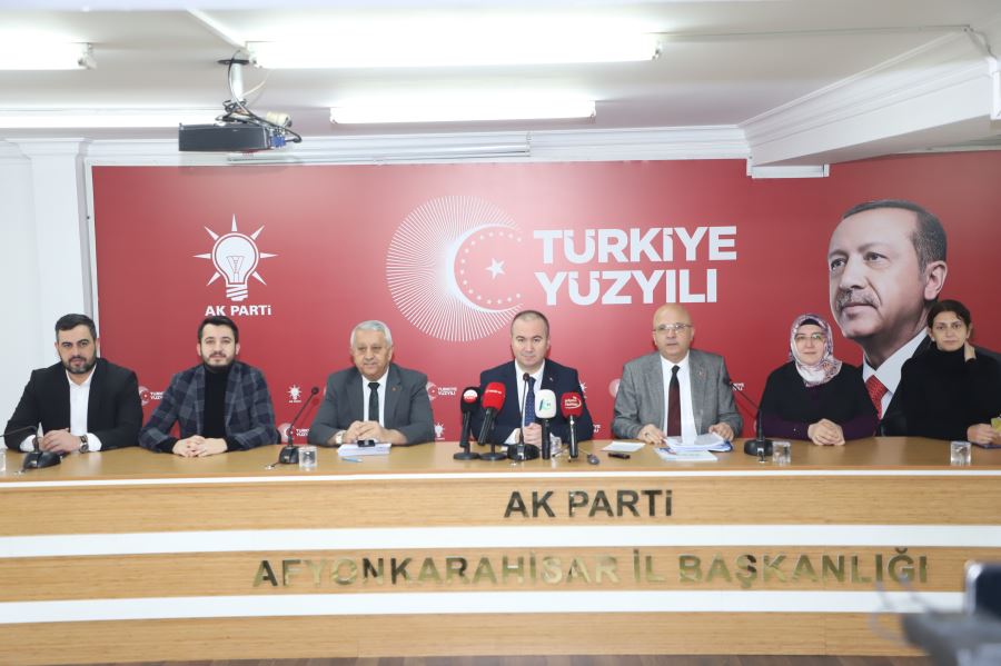 Uluçay: “CHP, Genel Merkez’den Türk Bayrağı’nı kaldırıldı”