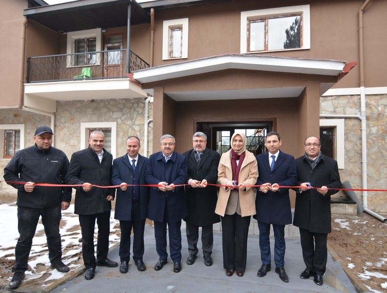 Vali Yiğitbaşı’ndan Sandıklı’ya ziyaret