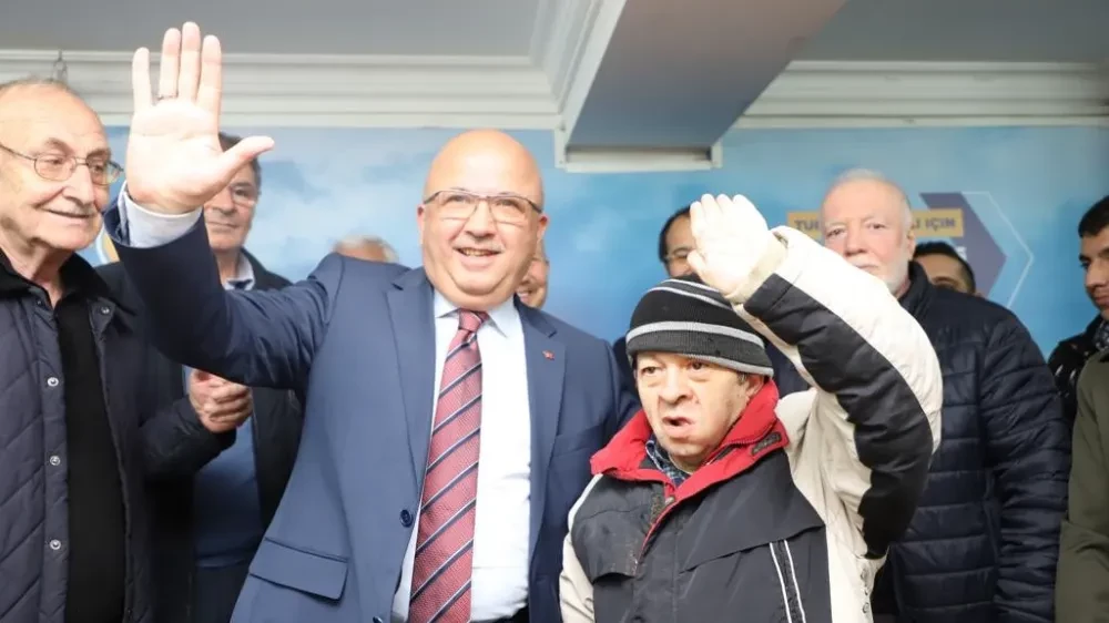 Adaylığını açıklayan Çoban: 