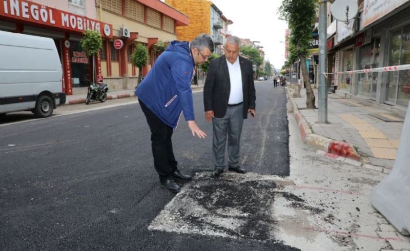 Başkan bu caddeyi inceledi