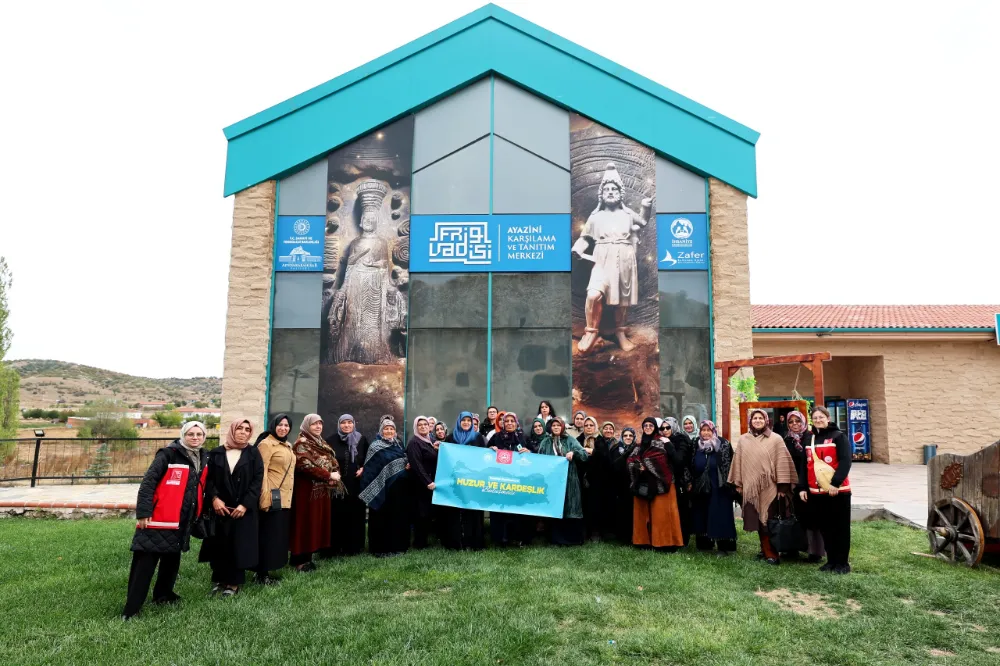 Şehit ve Gazi Yakınlarına Tarihi ve Kültürel Gezi