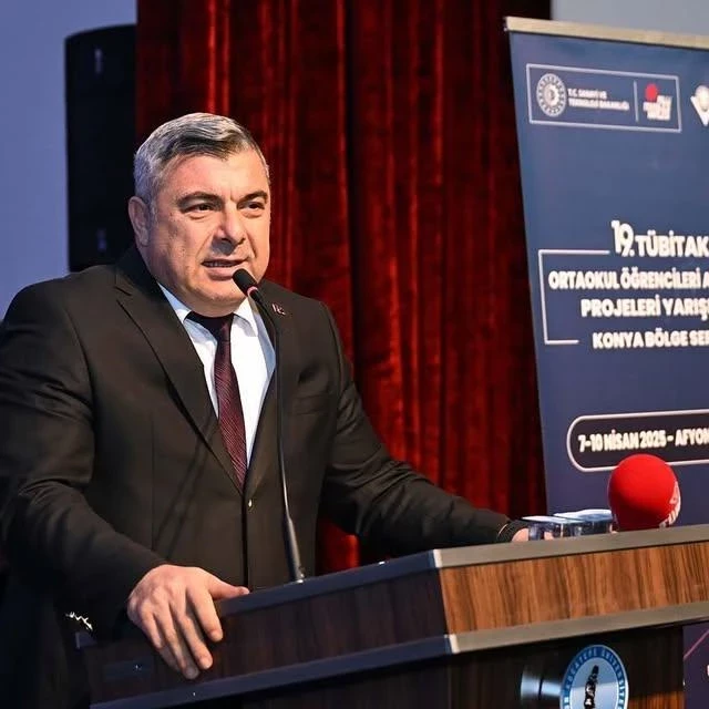 Afyon Kocatepe Üniversitesi, TÜBİTAK 2204B Yarışmaları Ödül Törenine Ev Sahipliği Yaptı