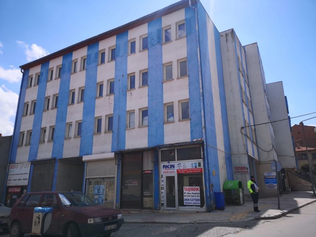 Bağkur binası yıkılıyor, yerine mekanik otopark geliyor