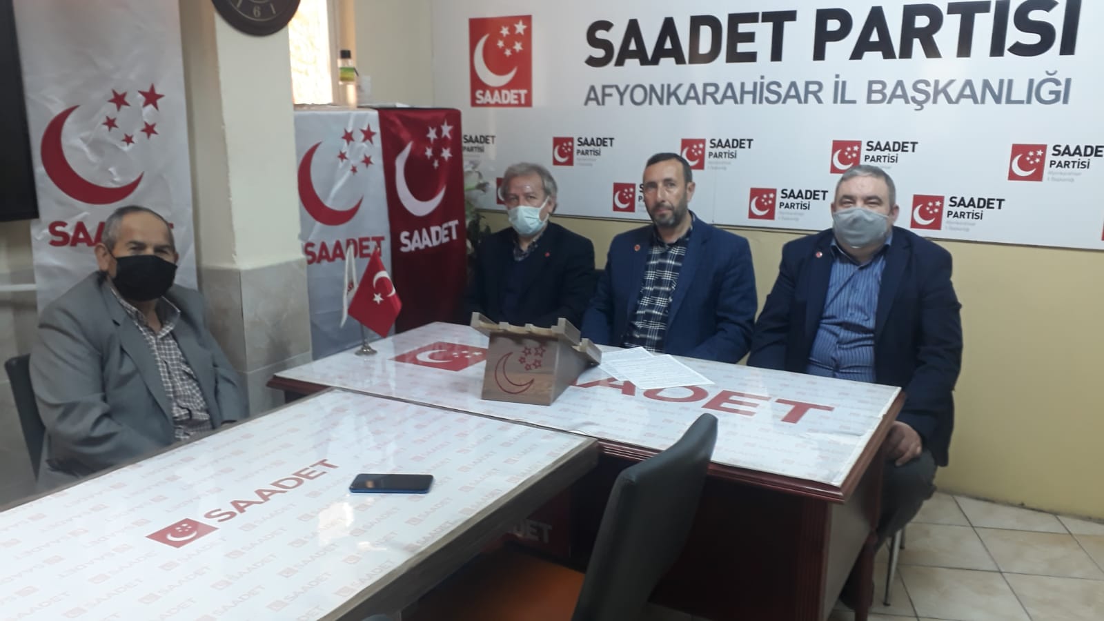 Saadet Partili Orhan Arslan basın toplantısında konuştu