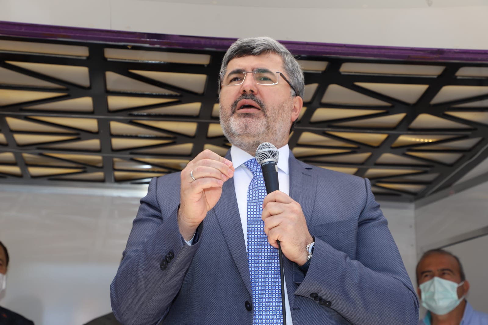 Özkaya; “Güney’in sorunlarına çözüm üretmeye devam edeceğiz”