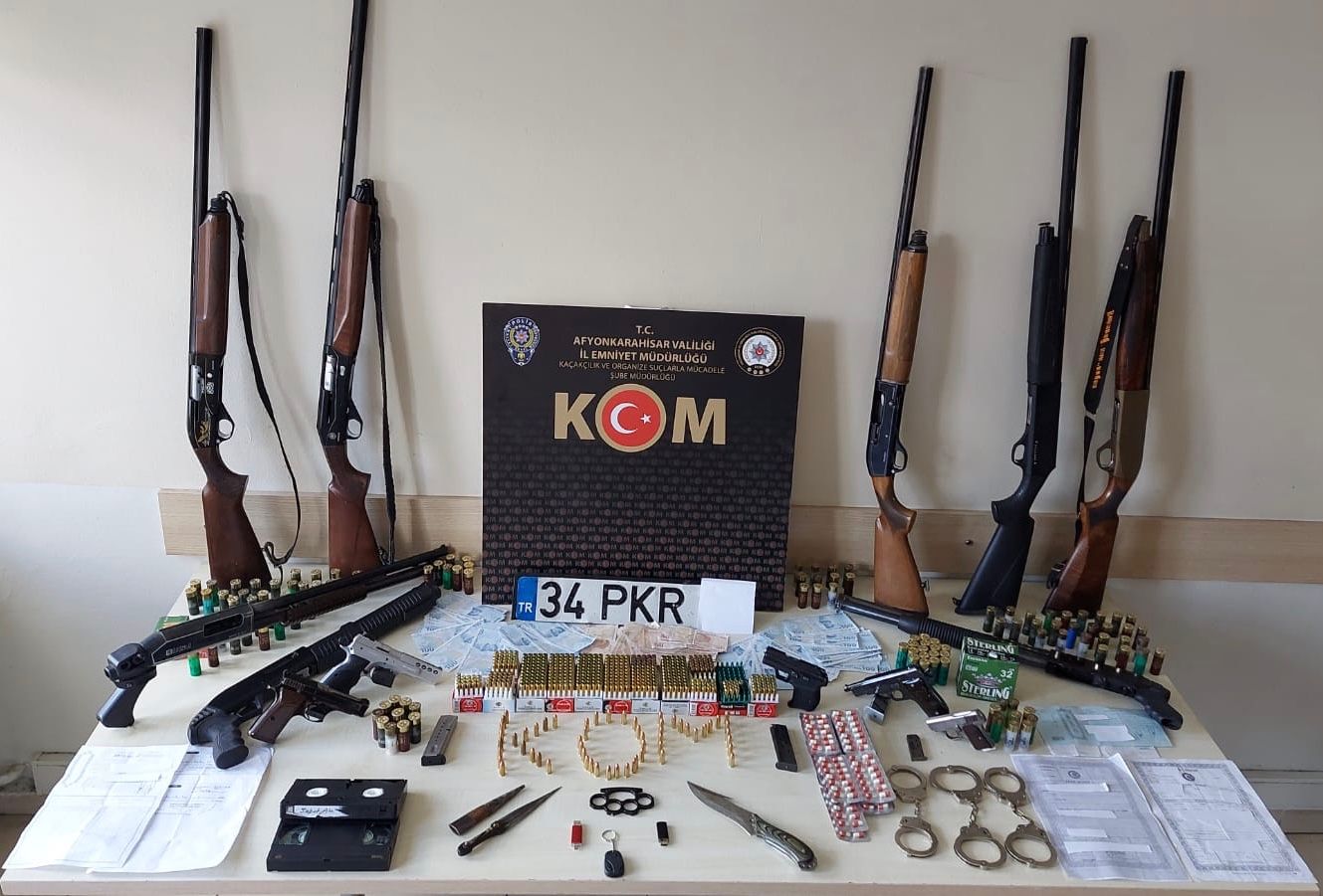 Peker dosyasında 25 kişi gözaltına alındı