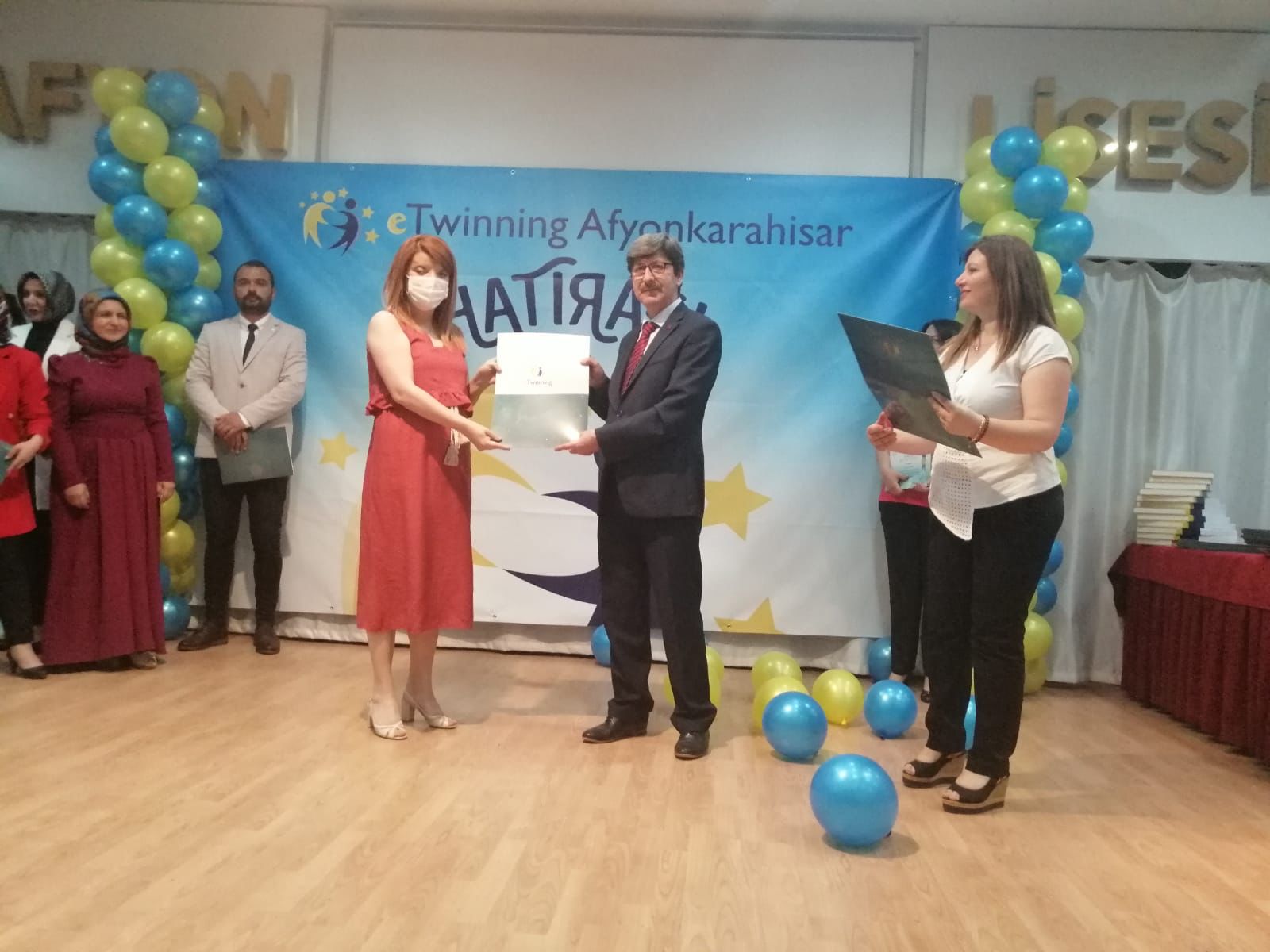 Zübeyde Hanım MTAL ödül töreni heyecanı