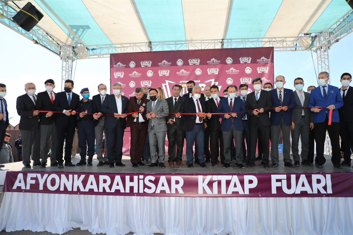 ABDİOĞULLARI’NDAN KİTAP FUARI TEŞEKKÜRÜ