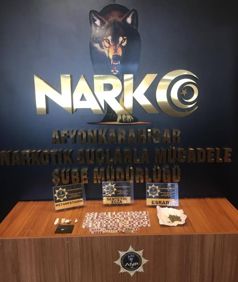 Emniyetten sokak satılarına operasyon
