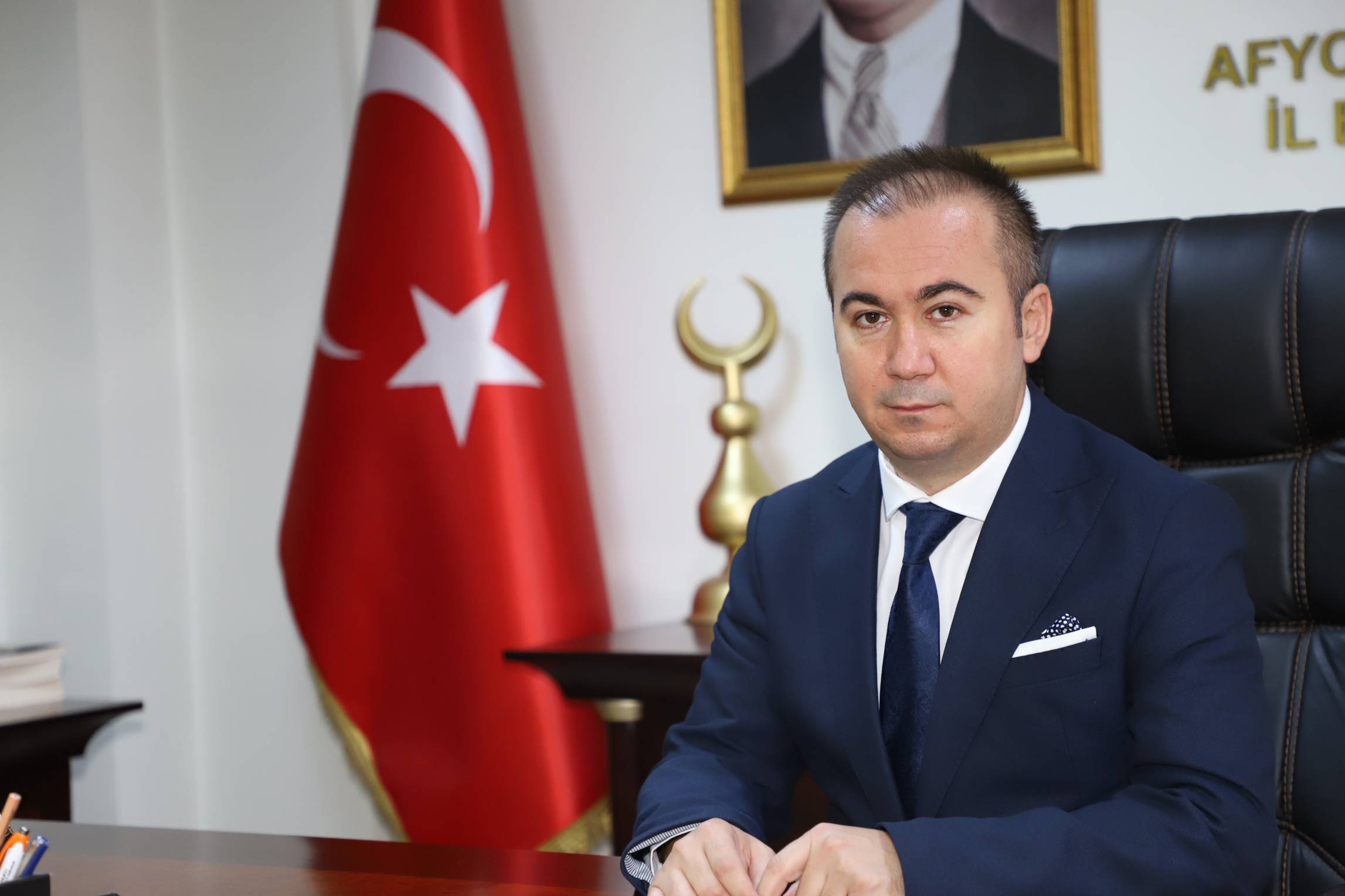 Uluçay; “Şehit Ailesine küfredip, Nutuk manzaralı video ile küfrünüzü meşrulaştıramazsınız”