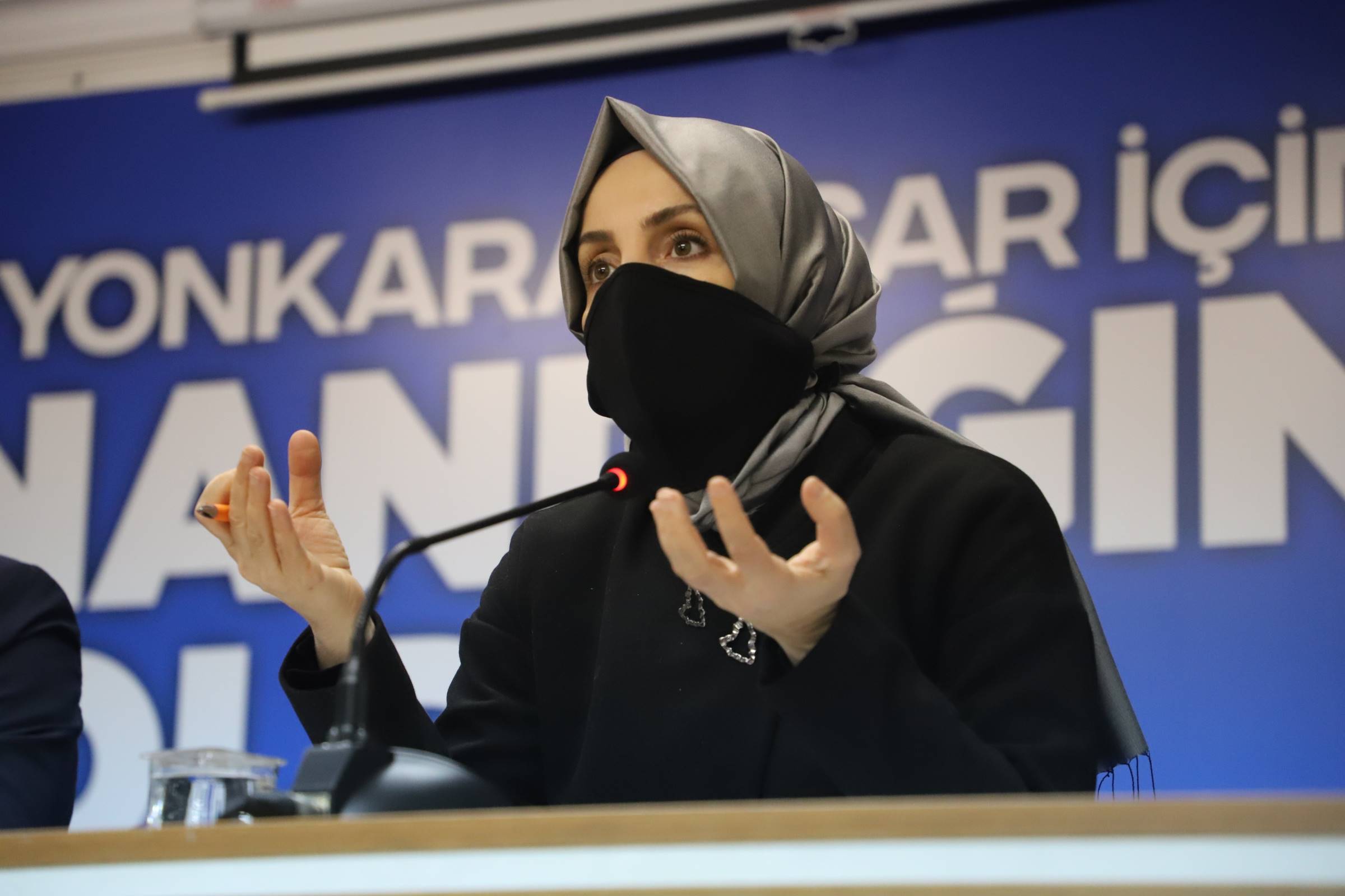 Ayvazoğlu: “Vizyonu taciz, tecavüz ve sahte alkol olanların projelerimizi beğenmesini beklemiyoruz”